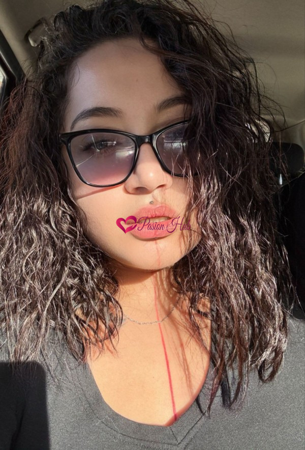 jade-654710102-la-morena-de-tus-suenos