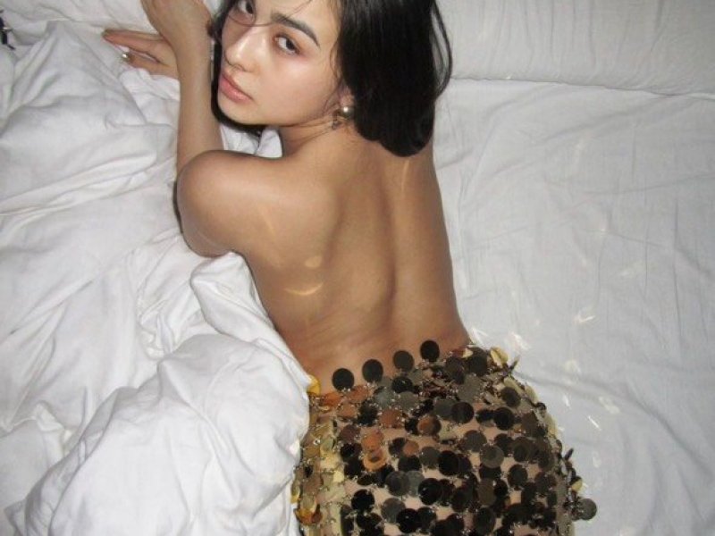 hana-half-japanese-girl-small-2