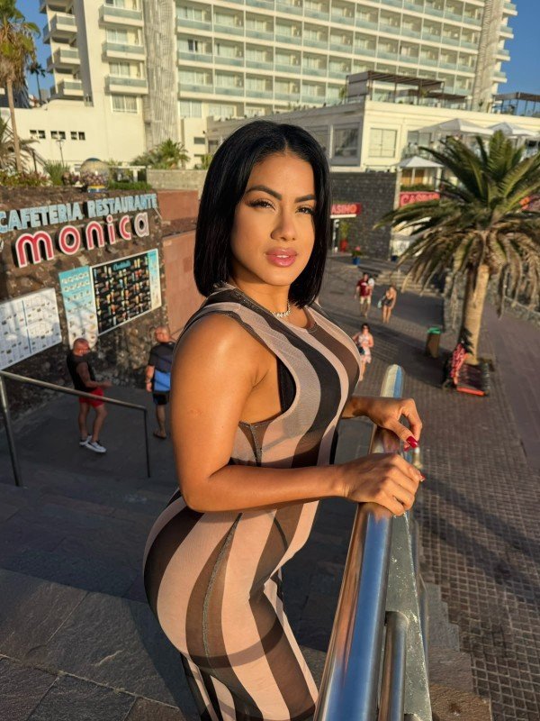 alana-las-americas-alana-tu-muneca-venezolana-siempre-mojada-big-3