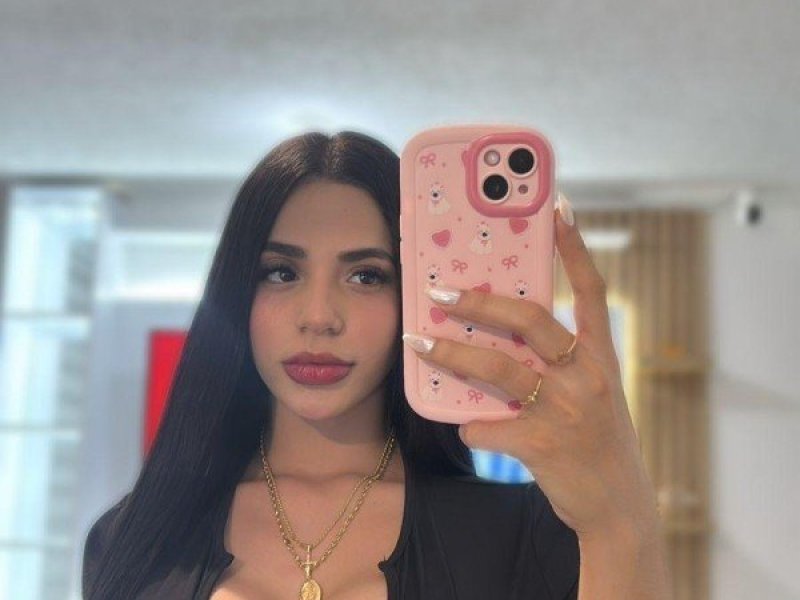 camila-disponible-en-fuengirola-caliente-lluvia-dorada-jovencita-fiestera-small-2