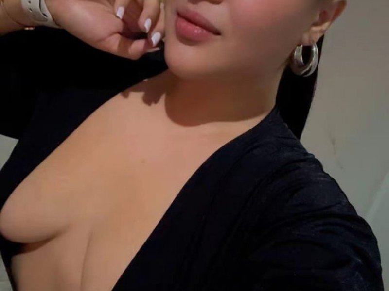 allison-sensual-traviesa-y-muy-atrevida-te-atreves-small-2