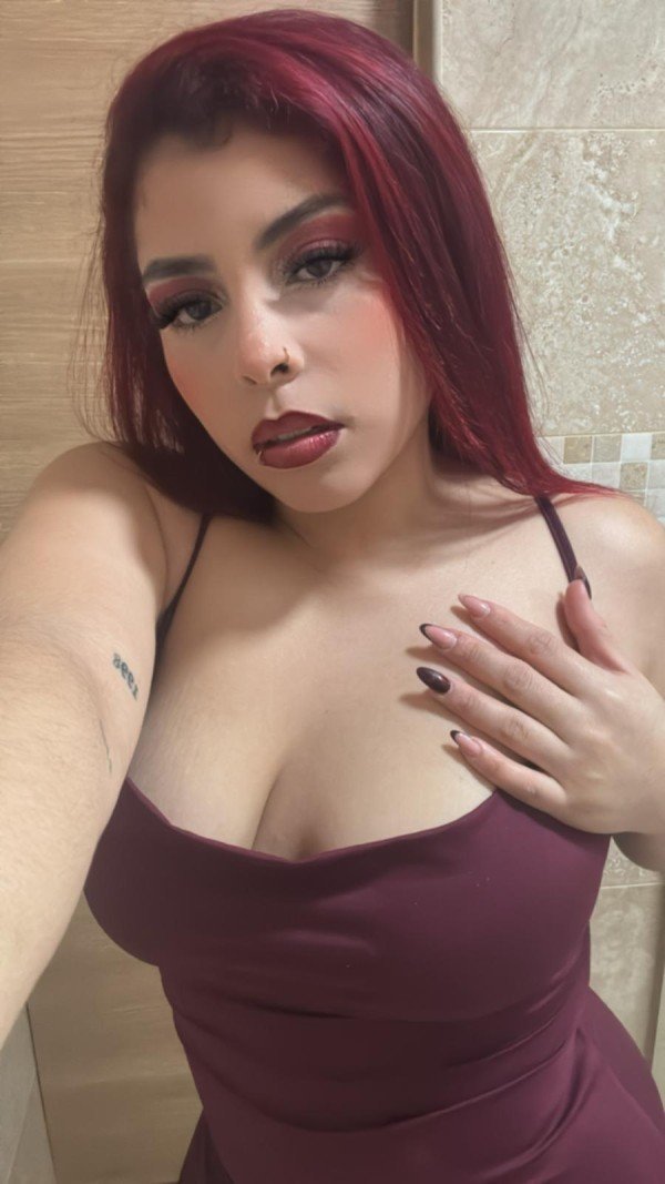 estephanny-fiestera-recien-llegada-a-mataro-big-2
