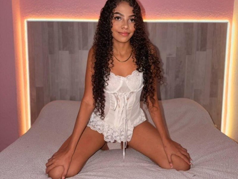salome-guapa-joven-y-muy-morbosa-tmb-salidas-small-5