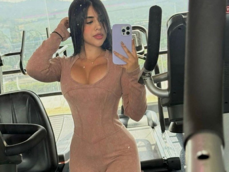 ximena-en-las-canteras-fiesterita-deliciosa-a-tope