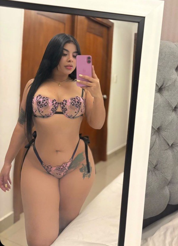 natalia-novedad-fiesteratan-morbosa-que-alucinaras-big-3