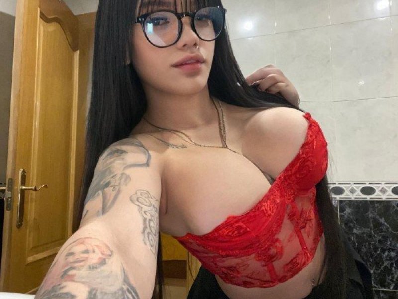 karol-joven-fiestera-por-primera-vez-en-tu-ciudad-small-7