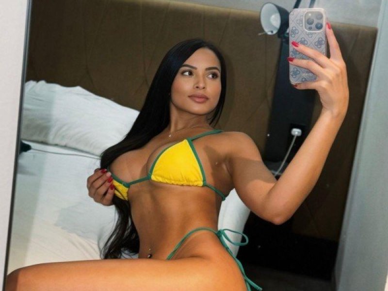 lara-brasilena-ven-y-pasemos-un-rico-encuentro-soy-novedad-small-1