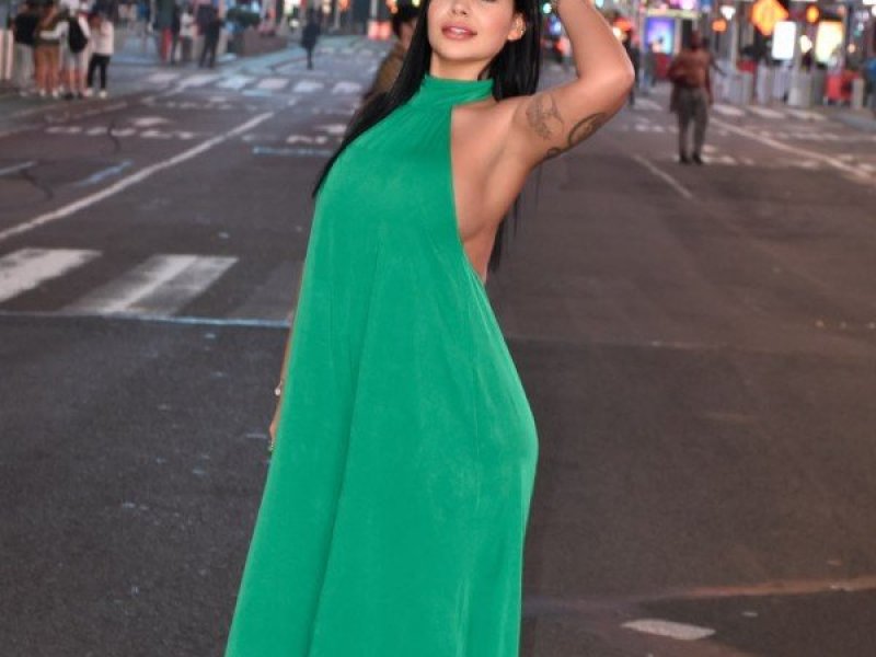 camila-latina-novedad-en-benidorm-small-1