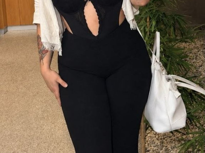 salome-colombiana-nalgona-fiestera-24h-small-3