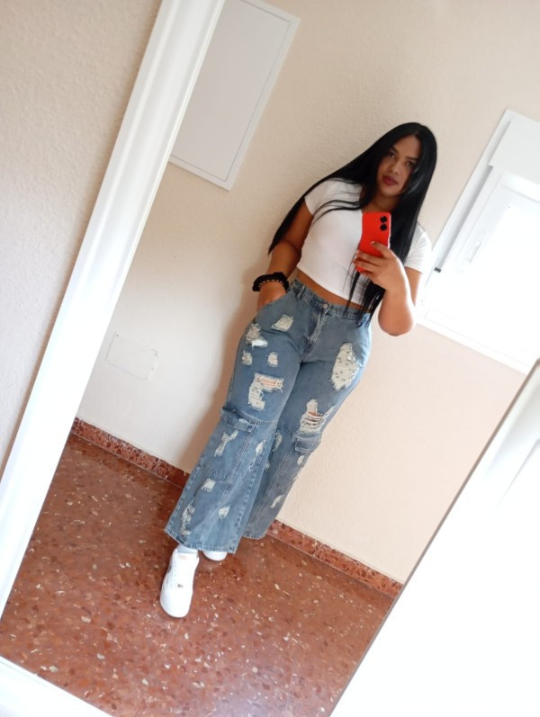 liana-me-encanta-la-fiesta